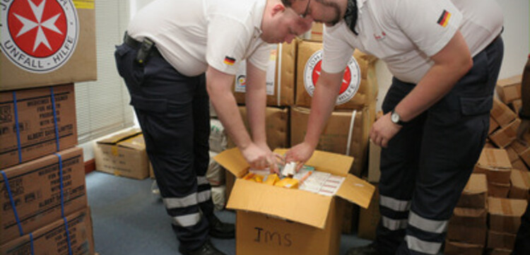 Zyklon in Birma: Zusammenstellen der Hilfslieferung