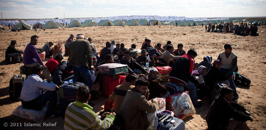 Unruhen in Libyen, Flüchtlinge am Rande eines Camps
