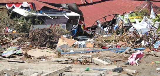Zerstörung auf Sulawesi nach Tsunami & Erdbeben