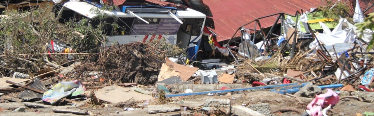 Zerstörung auf Sulawesi nach Tsunami & Erdbeben