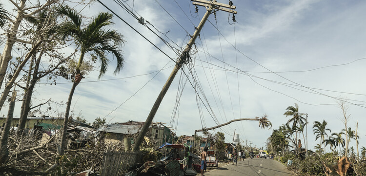 Taifun Haiyan hinterließ auf den Philippinen 2013 Zerstörung