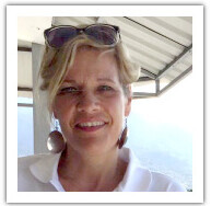 Johanniter-Mitarbeiterin Nicole Bergmann im Porträt. Johanniter-Mitarbeiterin Nicole Bergmann im Porträt.