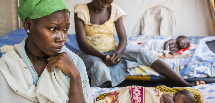 In Kenia stehen Hilfsorganisationen jungen Mütter und ihren kleinen Kindern zur Seite In Kenia stehen Hilfsorganisationen jungen Mütter und ihren kleinen Kindern zur Seite