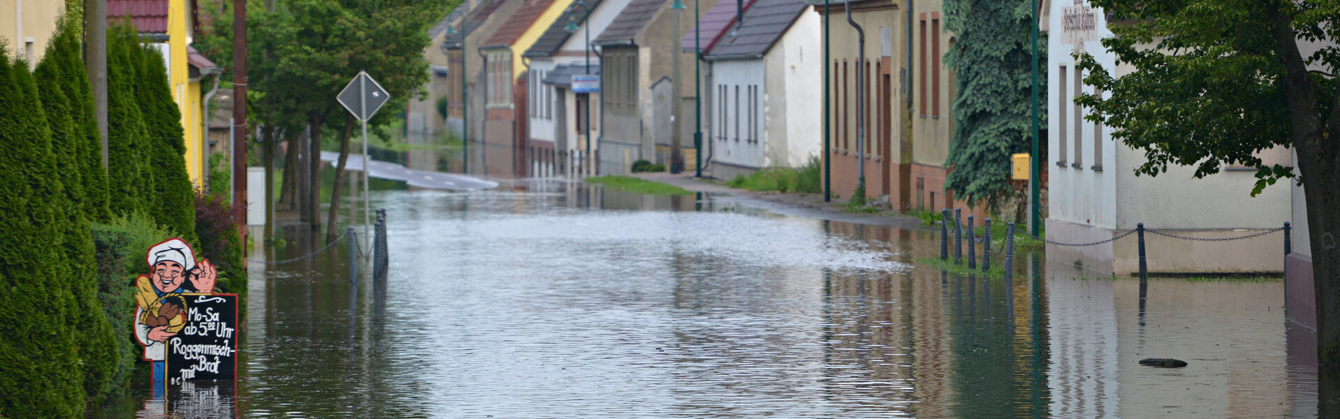 Ein Ort in Sachsen ist wegen des Elbe-Hochwassers komplett überschwemmt (Archivbild)