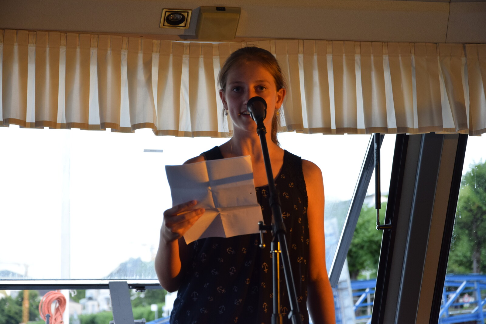 Lisa aus Paderborn hatte als jüngste Teilnehmerin an diesem Abend ihren ersten Auftritt von einem großen Publikum.
