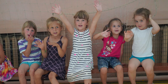 World Vision ermöglicht Kindern in der Ukraine Sommer-Ferienspaß
