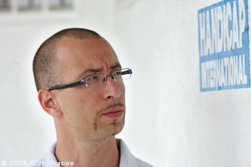 Kongo: Helfer von Handicap International