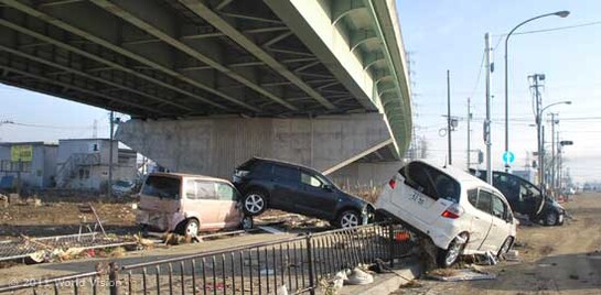 Erdbeben - Tsunami Japan, weggeschwemmte Autos