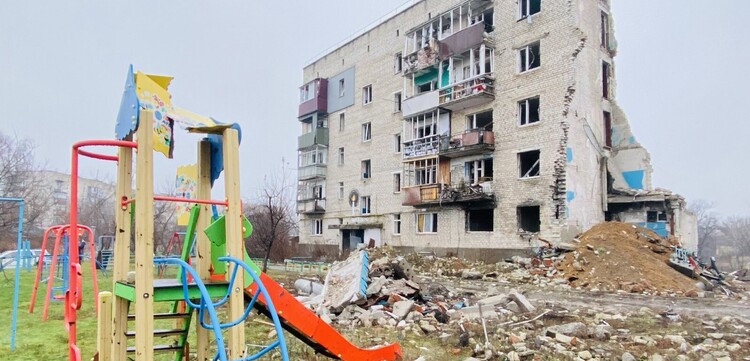 Zerstörtes Gebäude in der Ukraine Zerstörtes Gebäude in der Ukraine