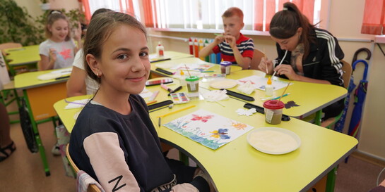 3 von 4 ukrainischen Kindern werden im neuen Schuljahr voraussichtlich dem Unterricht im Klassenraum fernbleiben
