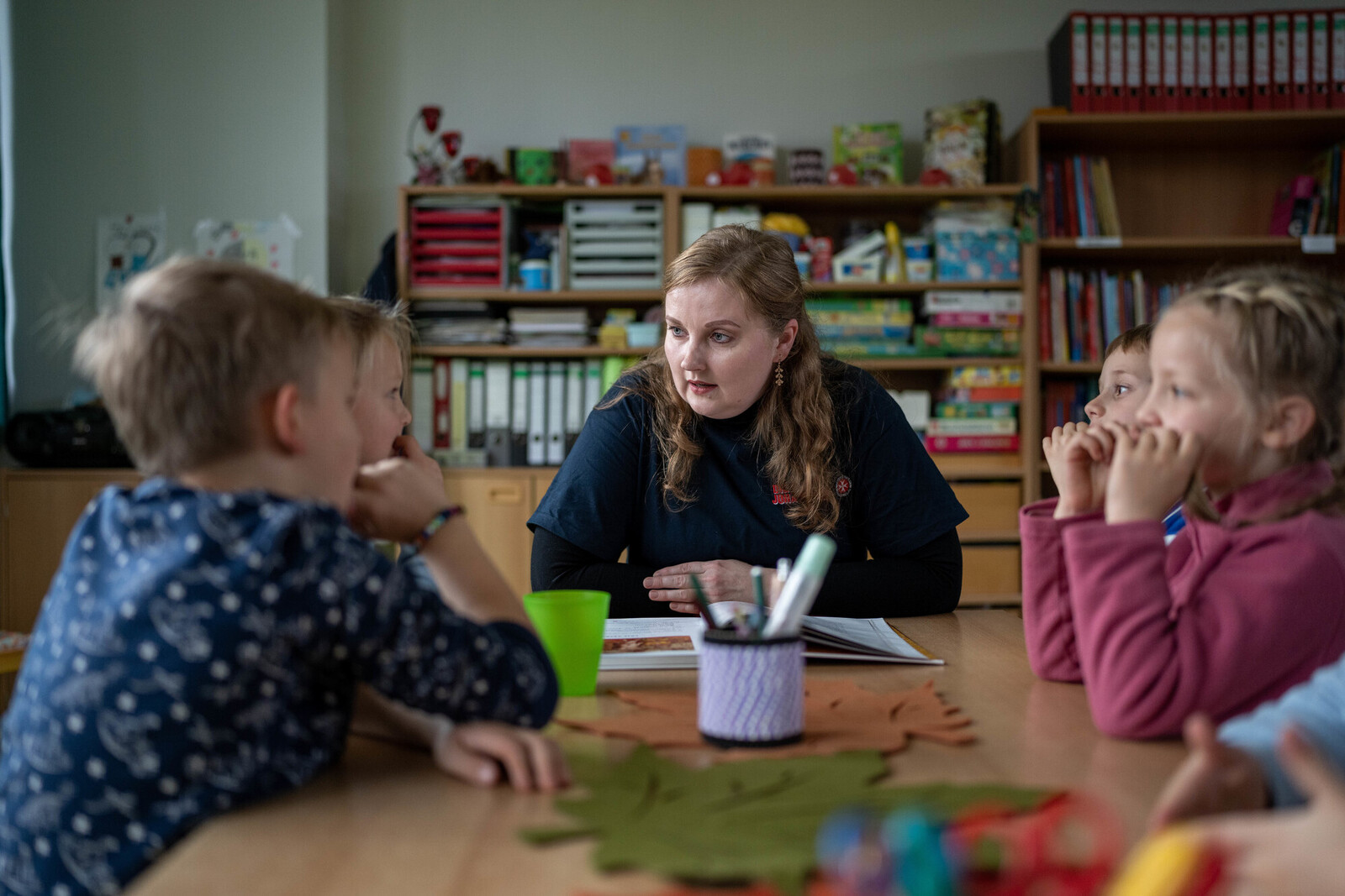 Kinder aus der Ukraine in einem Hort der Johanniter in Deutschland