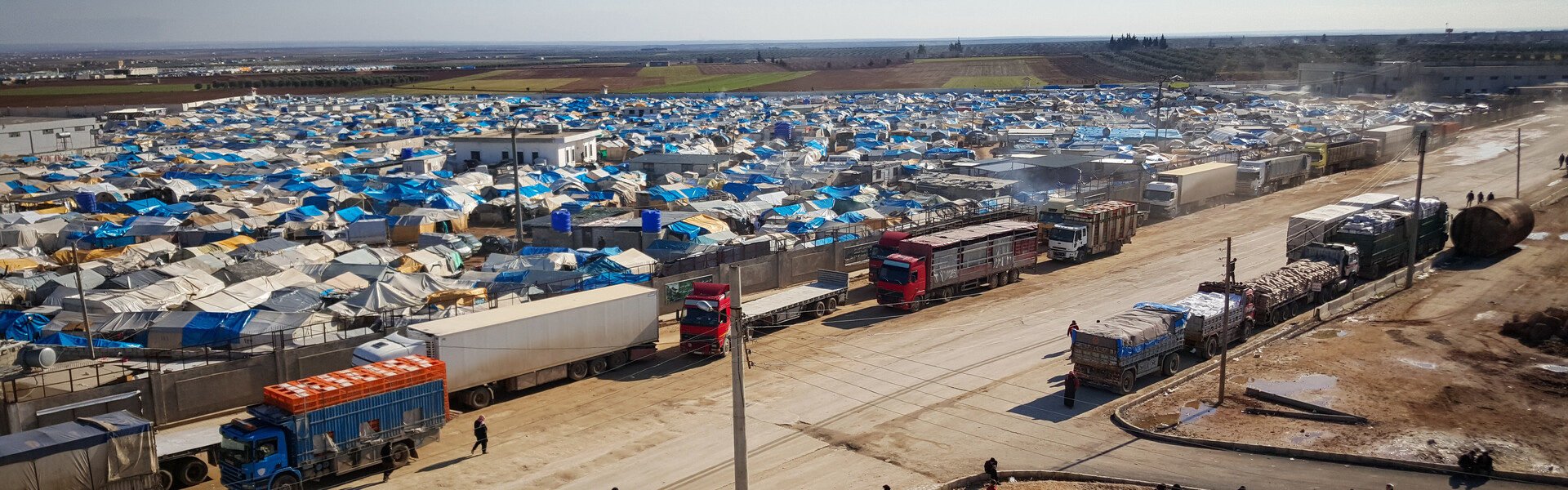Im türkisch-syrischen Grenzgebiet spitzt sich die Flüchtlingslage weiter zu. Malteser International baut die medizinische Hilfe für Vertriebene aus.