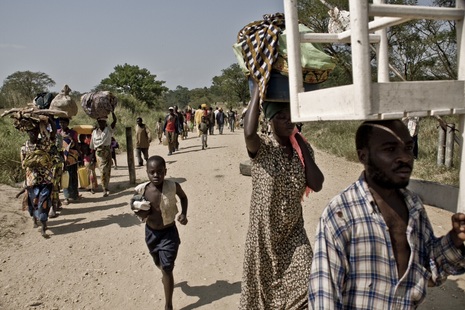 Menschen auf der Flucht aus der DR Kongo Afrika