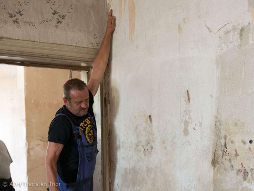 046-bs-hochwasser-okt-46 Das Wasser hat bis zur Decke gestanden