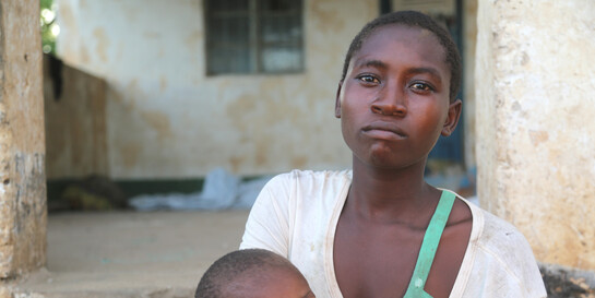 Nach Zyklon Idai - ein Helfer und zwei von Tausenden betroffenen Menschen in Malawi