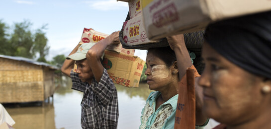 2015 hatten die Menschen in Myanmar mit Wassermassen zu kämpfen.