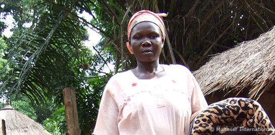 Die 43-jährige Schneiderin Randa ist Ende 2013 aufgrund der aufflammenden Gewalt aus der südsudanesischen Hauptstadt Juba geflohen und lebt nun mit ihren acht Kindern in Maridi