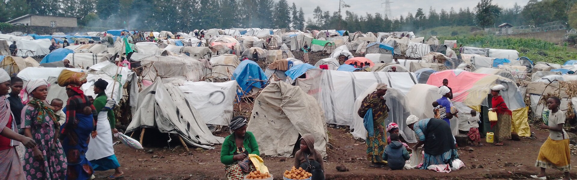 Notunterkünfte für Menschen aus der DR Kongo