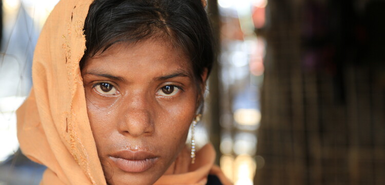 Diese Frau verlor ihre Kinder bei der Flucht aus Myanmar nach Bangladesch.