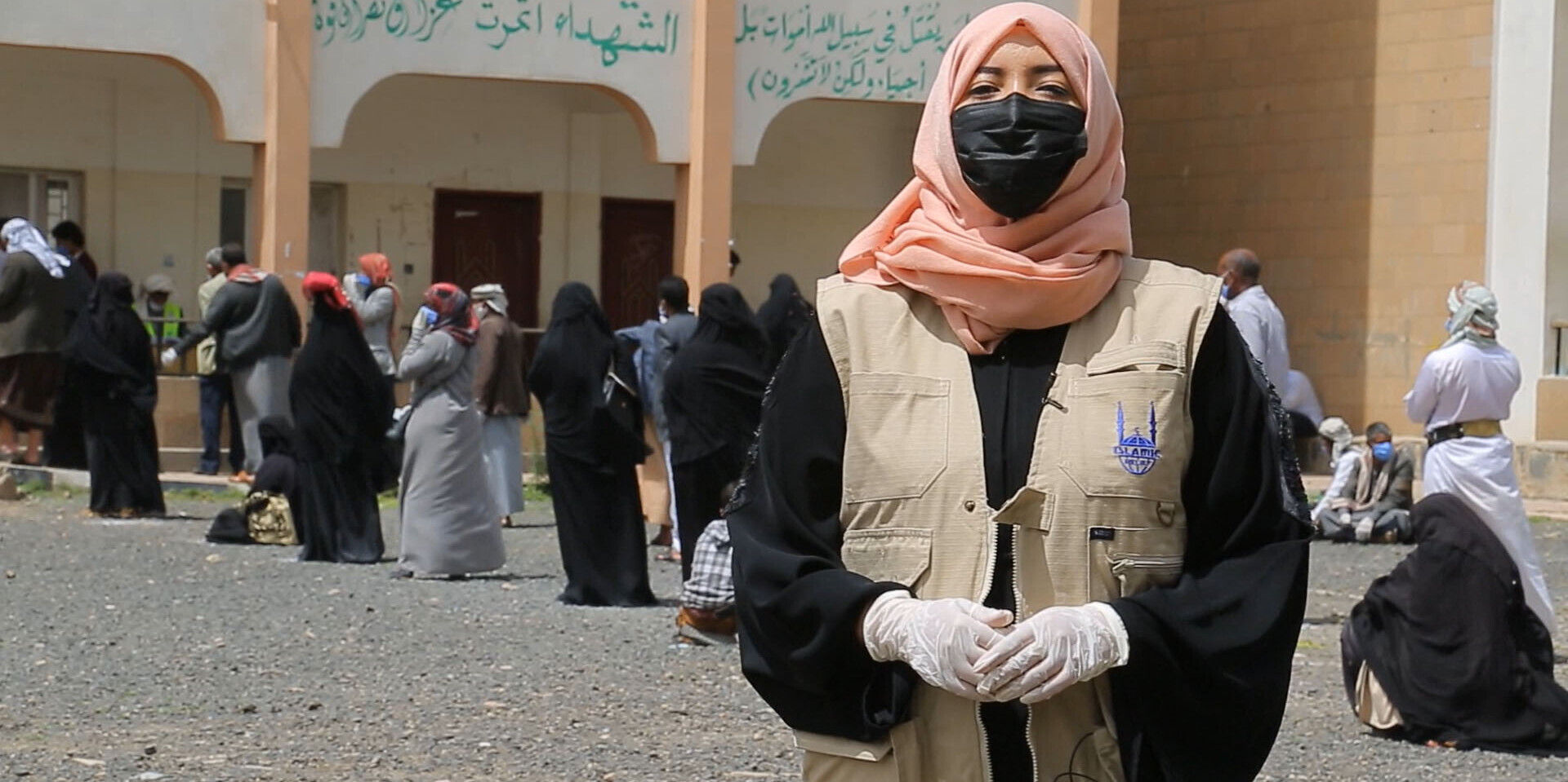 Die Allgemeinmedizinerin Dr. Tasneem unterstützt die Hilfsorganisation Islamic Relief im Jemen während der Corona-Pandemie Die Allgemeinmedizinerin Dr. Tasneem unterstützt die Hilfsorganisation Islamic Relief im Jemen während der Corona-Pandemie