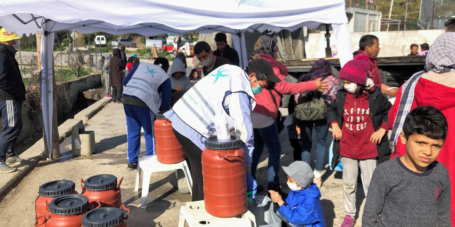 Helfer im Flüchtlingscamp Moria, Griechenland