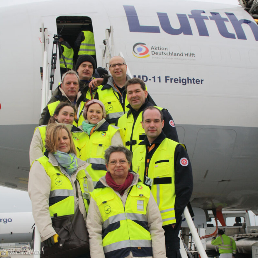 Insgesamt 66 Tonnen Hilfsgüter befanden sich sicher verpackt und abflugbereit im Bauch des Flugzeugs