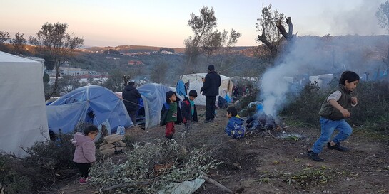Kinder im Flüchtlingscamp Moria auf der Insel Lesbos 