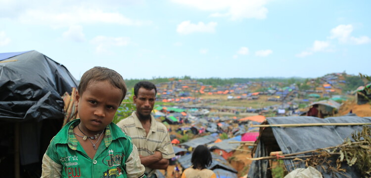 Ein Junge im Flüchtlingscamp im Bangladesch
