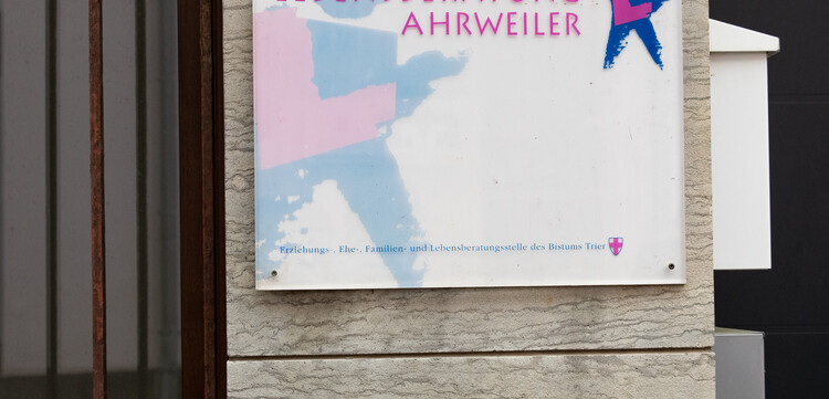 Ein Schild der Lebensberatung Ahrweiler