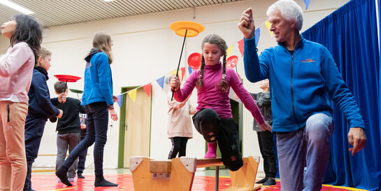 Im Kölner Spielecircus können geflüchtete Kinder lachen, spielen und lernen