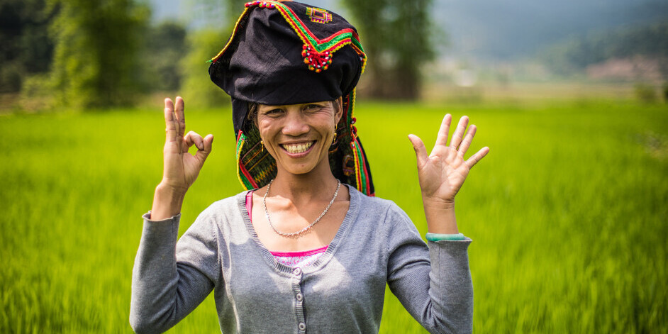 Eine Bäuerin bei einem Hilfsprojekt von CARE in Vietnam