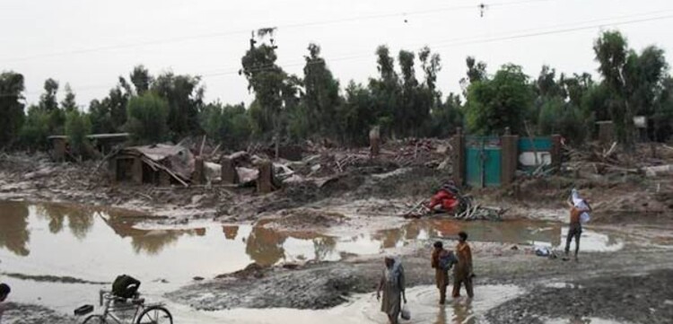 Flut Pakistan: Flutsituation in Khyber Pakhtunkhwa. Situation in District Nowshera.