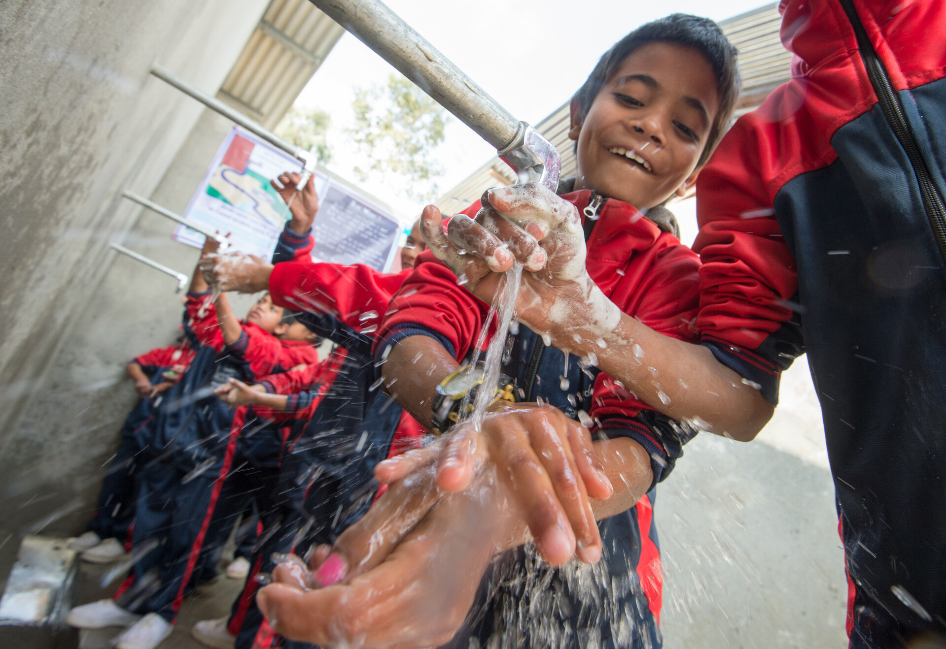 In Nepal beteiligen sich unsere Bündnispartner am Bau sanitärer Anlagen In Nepal beteiligen sich unsere Bündnispartner am Bau sanitärer Anlagen