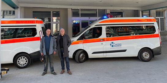 action medeor lieferte zwei Krankenwagen in die Ukraine
