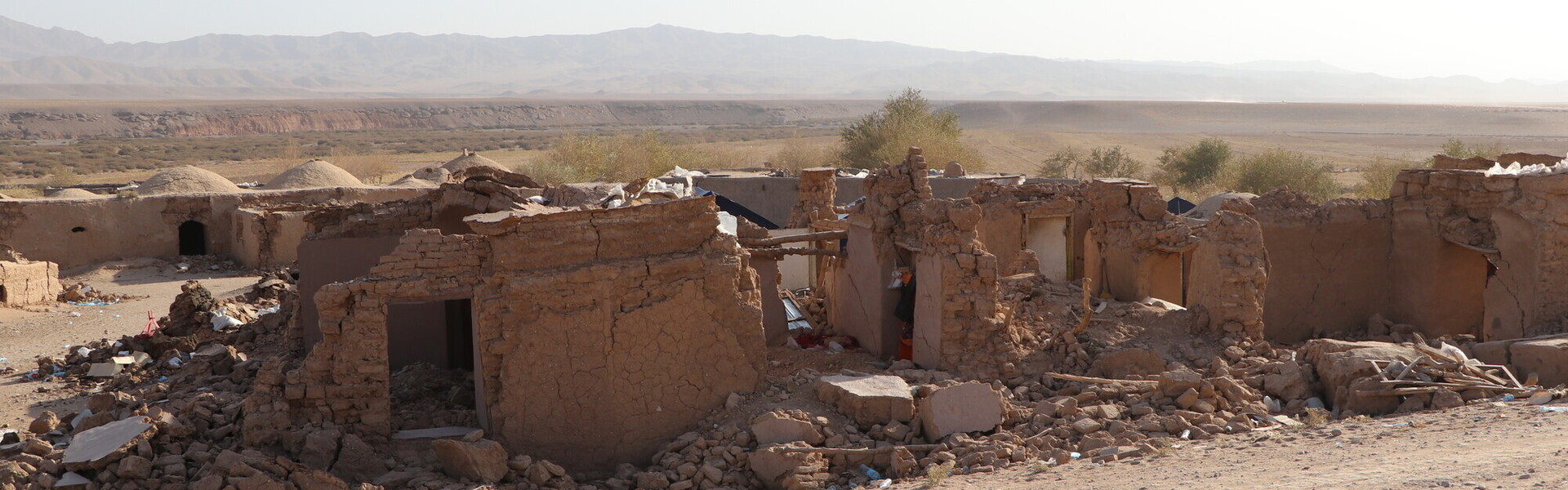 Zerstörte Häuser im Bezirk Zindajan in Afghanistan