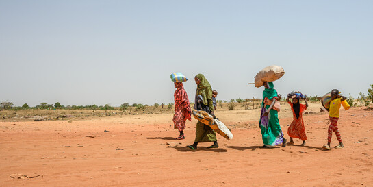 Menschen auf der Flucht aus dem Sudan Menschen auf der Flucht aus dem Sudan