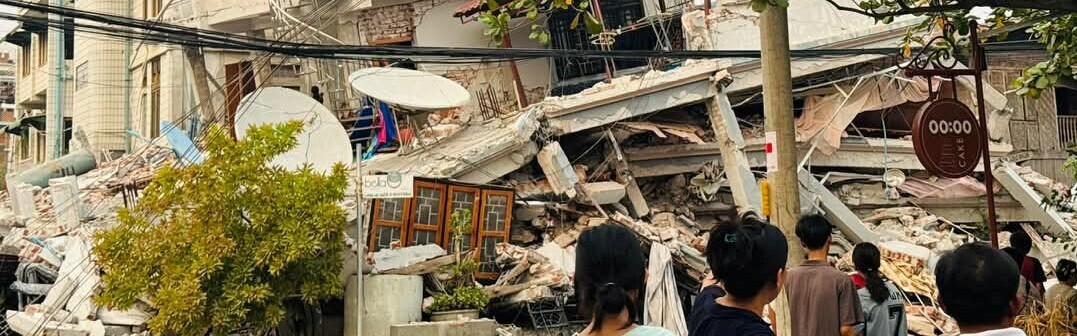 Das Erdbeben in Myanmar hinterlässt viele zerstörte Häuser