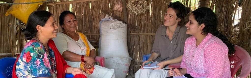 Eine Teilnehmerin des Journalismuspreises 2023 besuchte in Nepal ein Projekt von AWO International zur Katastrophenvorsorge Eine Teilnehmerin des Journalismuspreises 2023 besuchte in Nepal ein Projekt von AWO International zur Katastrophenvorsorge