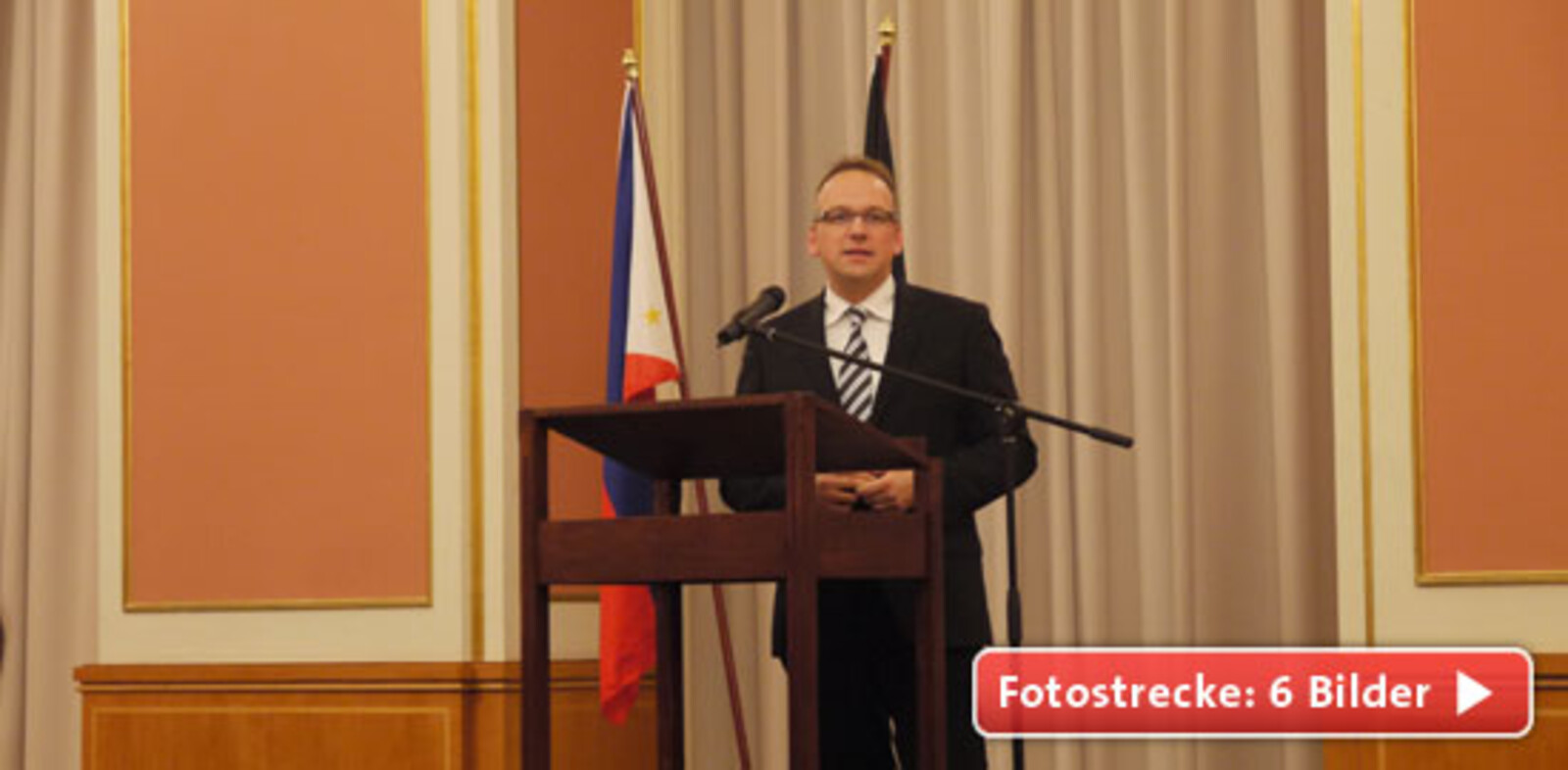 Christoph Waffenschmidt lobte das Engagement der Philippinischen Gemeinde in Berlin