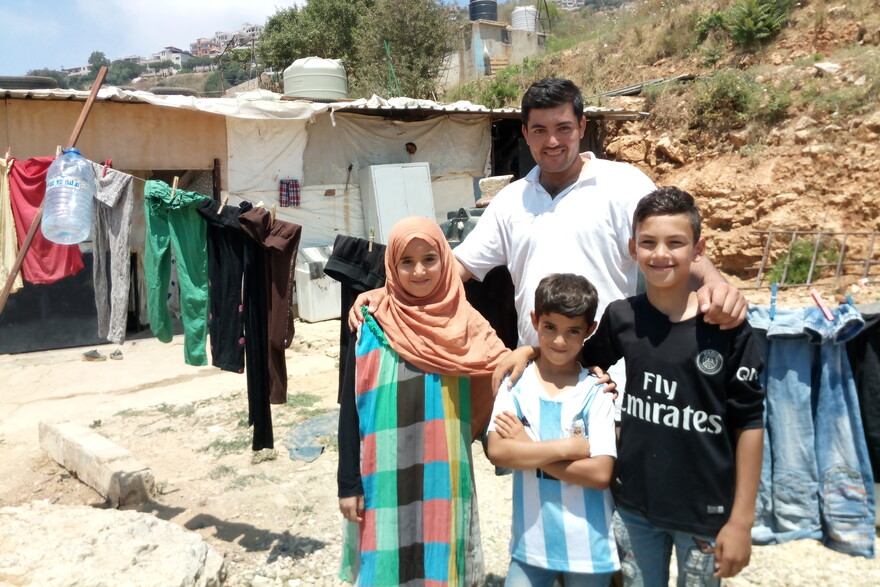 Eine Familie flüchtete vor dem Krieg in Syrien in den Libanon Eine Familie flüchtete vor dem Krieg in Syrien in den Libanon