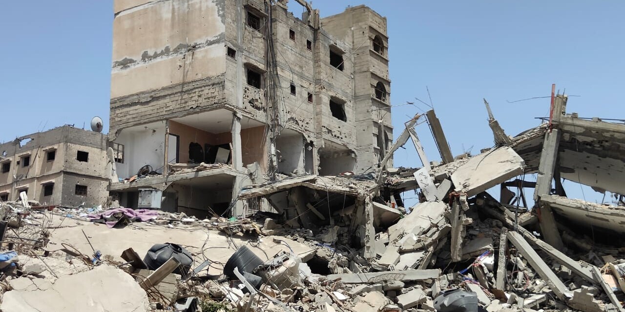 Die Infrastruktur in Gaza ist weitgehend zerstört – so wie im Ort Khan Younis