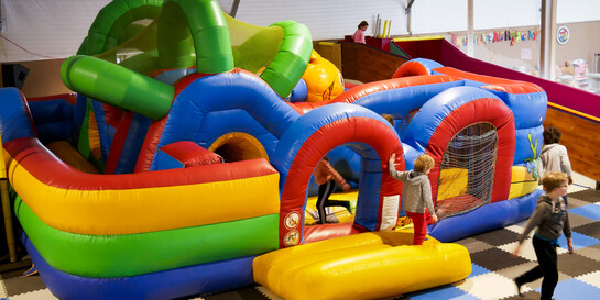 Indoor-Spielplatz für Kinder