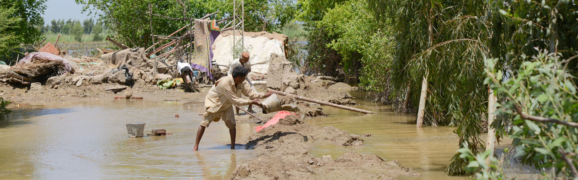 Aufräumen nach der Flut in Pakistan