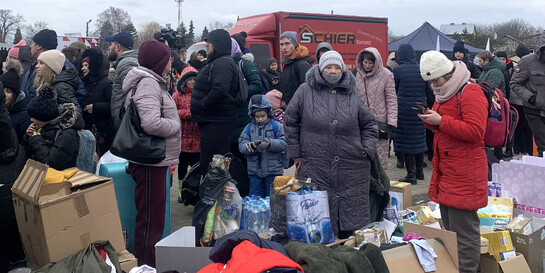 Menschen auf der Flucht vor dem Krieg in der Ukraine 