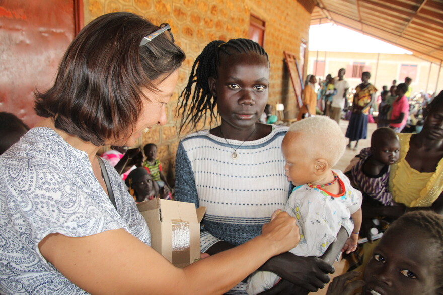 Im Südsudan werden Menschen mit Hilfe versorgt. Im Südsudan werden Menschen mit Hilfe versorgt.