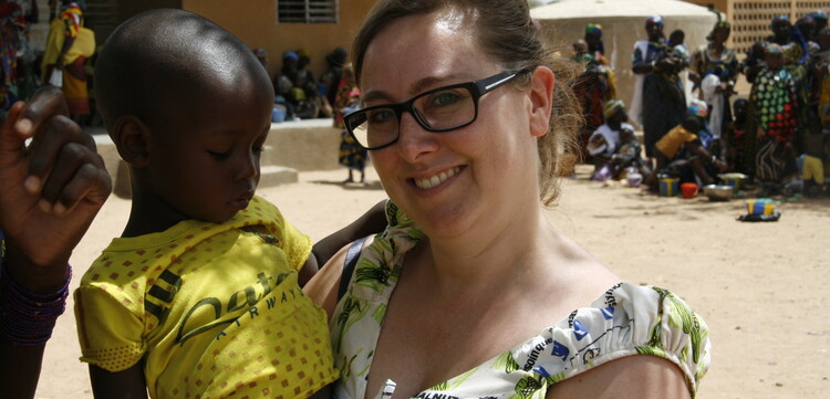 Seit über zehn Jahren arbeitet Kristina Rauland-Yambré in Burkina Faso. Seit über zehn Jahren arbeitet Kristina Rauland-Yambré in Burkina Faso.