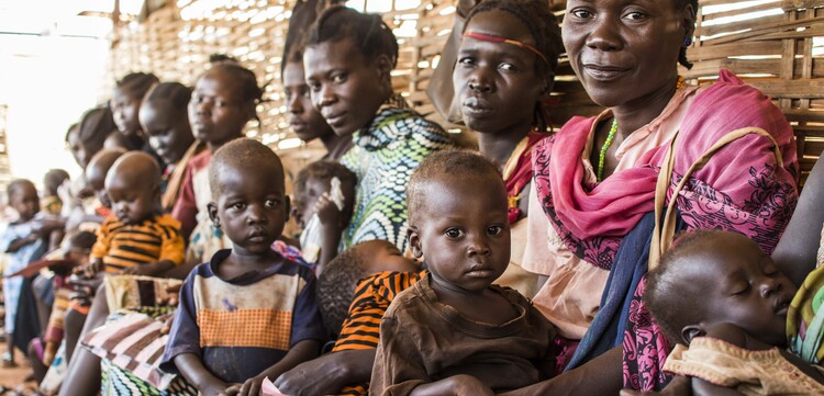 Kinder und Frauen aus dem Südsudan