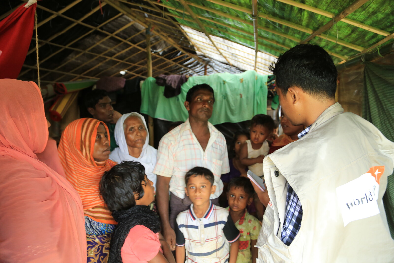 Unsere Bündnisorganisationen sind weltweit für Not leidende Menschen wie hier in Bangladesch im Einsatz.