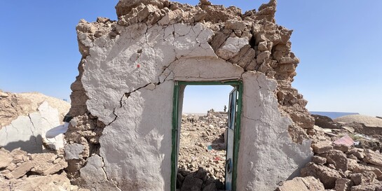 Ein von einem Erdbeben zerstörtes Haus in Afghanistan (Symbolbild)