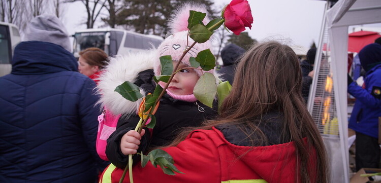 Kleinkind aus der Ukraine in Rumänien Kleinkind aus der Ukraine in Rumänien